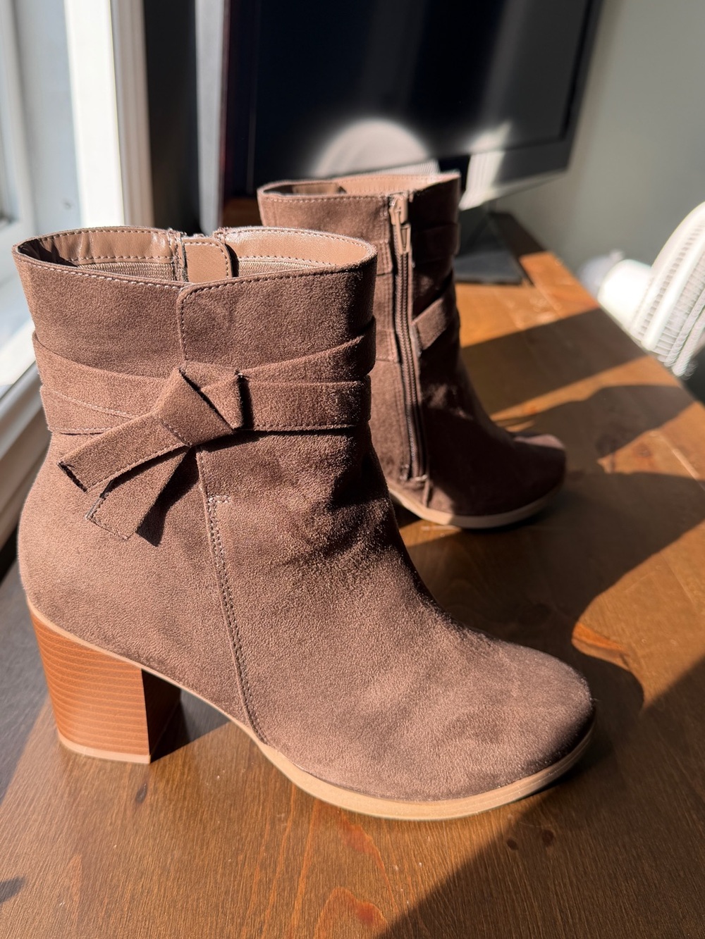 American Eagle Brown Ankle Booties with Bow Detail